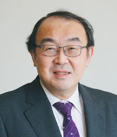 紫藤　治